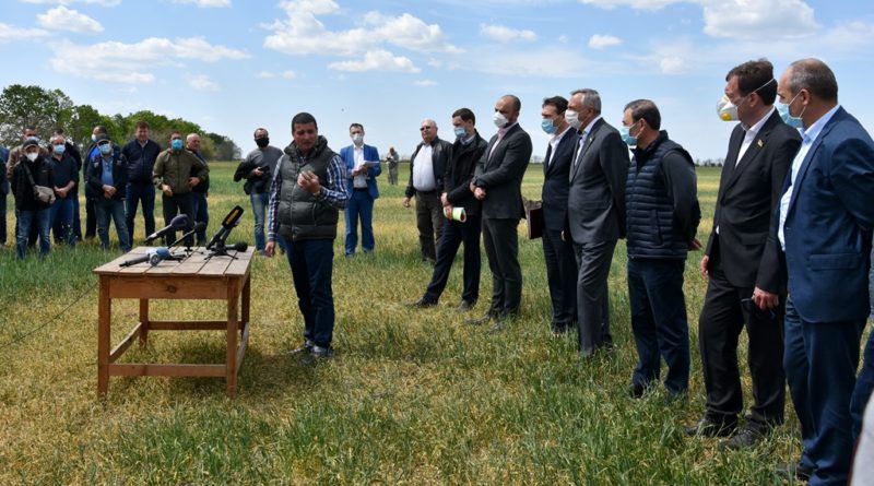 Одеські аграрії вже змирилися з втратами посівів і готуються працювати в мінус | MIZEZ