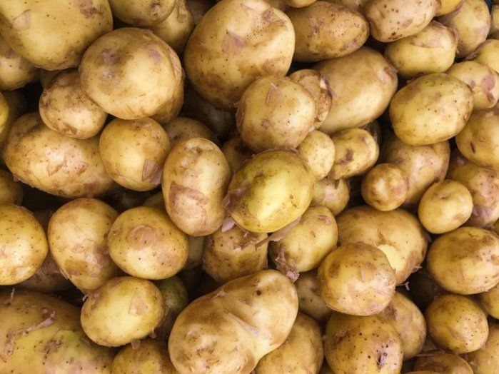 В Україну через ОРДЛО незаконно імпортували 300 тис. тонн картоплі | MIZEZ