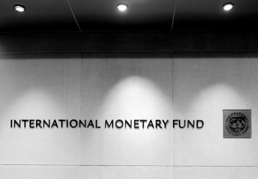 МВФ: помощь Украине во время кризиса Mizez