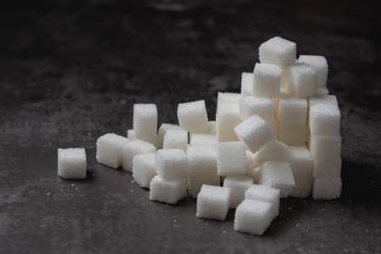 Експорт цукру зменшився у понад 2 рази за квітень